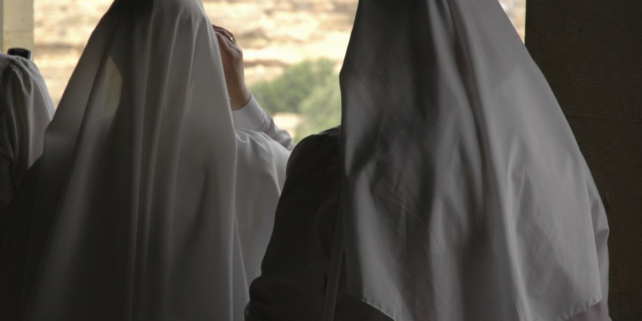 monjas-foto-the-huffington-post