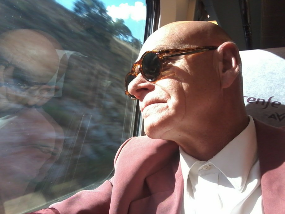 Daniel Lebrato en Ave clase preferente Madrid Sevilla 31 05 17