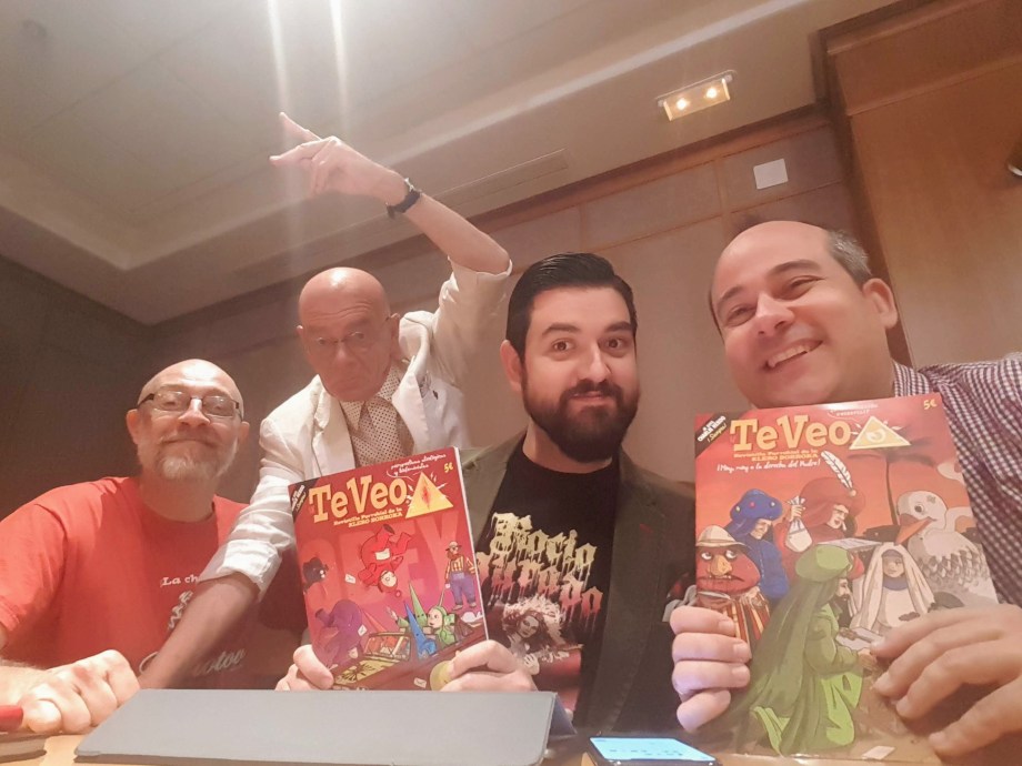 Profesor Lebrato con Rafa Iglesias, Manu Sánchez y Álvaro Martín